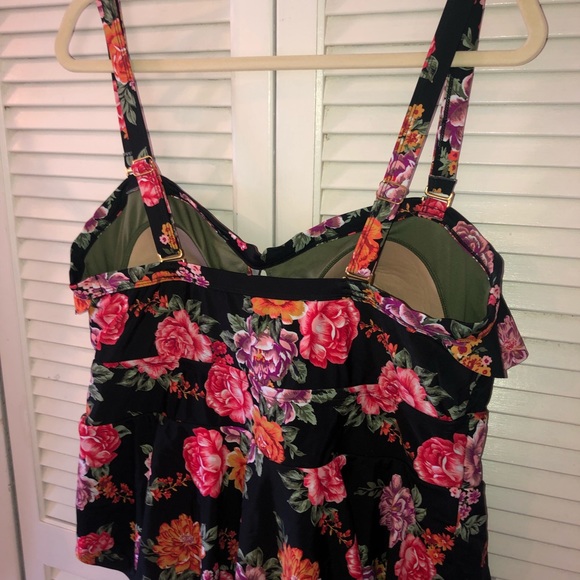 Terra & Sky one piece swimsuit. Black With floral design in pink. - Picture 5 of 7